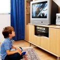 Çocuğunuza Uzun Saatler Televizyon İzletmeyin